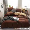 Funda de almohada con bolsillo, funda nórdica de tela cepillada de color liso, juego de tres piezas transfronterizo, funda nórdica de plumón, ropa de cama textil para el hogar de fibra ultrafina
