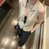 Camiseta de tirantes sin mangas con cuello en V, estilo casual "old money", moderna y versátil para mujer, nueva camisa ajustada de moda para el verano de 2026