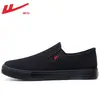 Zapatos Warrior Zapatos de Hombre 2026 Nuevo Clásico Todo Negro Zapatos de Lona de Caña Baja Versátiles Casuales Zapatos de Tela Old Beijing