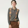 Suéter de cachemira con patrón de rombos estilo universitario para mujer, con cuello polo, cierre de media botón y diseño de punto, perfecto como capa base para otoño e invierno.