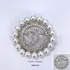 1 [broche de alta calidad] se puede ver el original en stock al por mayor pin de letra de alto sentido accesorios de corsage de temperamento nicho