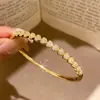 Pulsera de Oro Real de 18K Chapado con Cierre de Corazón de Circonita, Pulsera de Lujo Ligero de Gama Alta con Diseño Francés, Joyería de Mano de Nicho