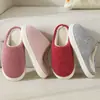 Chinelos de algodão para homens e mulheres, outono e inverno, casa, interior, pelúcia grossa, quentes, casal, simples, antiderrapantes, para mulheres no inverno