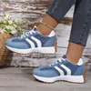Sapatos Cruzados de Tamanho Grande Forrest Gump Modelo Primavera 2026 Sapatos Casuais de Solado Grosso Sapatos Femininos Sapatos de Verão Respiráveis que Aumentam a Altura