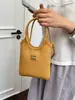Bolso de Mano Versátil de Color Sólido para Mujer, Estilo Nuevo con un Toque de Lujo, Moderno, Sencillo, Casual, Bolso de Hombro para el Trabajo, Transfronterizo
