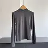 Otoño 2026 Nuevo Top Básico de Manga Larga con Cuello Alto para Capa Base Estilo Básico Top para Superponer Ropa Interior para Mujer Venta al por Mayor N3AT5596