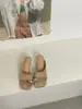 Sandálias de Salto Metalizadas com Anel de Dedo para Mulheres, Novo Estilo Verão 2026, Chinelos de Salto Alto Estilo Férias com Bico Quadrado