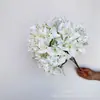 Simulación 5 cabezas triángulo ciruela hortensia fila de flores de boda guía de flores hogar ropa suave accesorios de fotografía flor de seda fábrica al por mayor