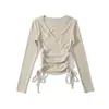 Design Sexy de Garota Quente com Renda Plissada com Cadarço Justo de Manga Longa Feminino Outono Novo Gola V Cor Pura Blusa Básica