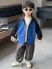 Q239 Chaqueta Infantil Estilo Primavera y Otoño Nueva Pequeño Caballero Casual Versátil con Capucha y Cremallera Ropa de Bebé para Primavera y Otoño