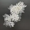 Nuevo tejido de malla con lentejuelas, bordado tridimensional con cuentas, flores bordadas, apliques de tela con pedrería, accesorios para disfraces de actuación en escenario