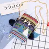 Bolsa transversal com corrente, bolsa tipo balde texturizada, nova bolsa de ombro portátil versão coreana 2026 para mulheres, moda estilo étnico moderno