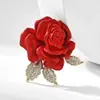 Nuevo Broche de Rosa Roja Retro, Ramillete de Alta Gama de Nicho, Broche para Mujer, Accesorios al por Mayor, Accesorios para Ropa
