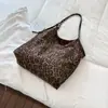 Bolso cruzado Ruien de estilo coreano, casual y relajado, de gran capacidad, para mujer, nuevo modelo de moda 2026, con estampado de lunares