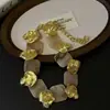 Collar vintage de segunda mano, lujo ligero europeo y americano, cadena de clavícula de alta gama, diseño de nicho, moderno y versátil, joyería llamativa
