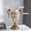 Jarrón de suelo de cerámica de lujo ligero estilo americano creativo, arreglo floral creativo estilo europeo, decoración del hogar de alta gama y estéticamente agradable