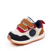 Zapatos Nuevos de Otoño para Caminar de Bebé para Niñas, Zapatos Suaves de Suela Antideslizante para Caminar de Bebé para Niños, Zapatos de Malla Transpirable de una Sola Pieza al por Mayor