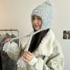 Sombrero de Invierno Coreano Marrón con Protección para las Orejas Color Sólido Casual Versátil Sombrero de Punto con Bola de Pelo Sombrero de Lana Trenzada Retro