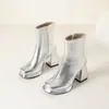 Botas versátiles de corte bajo para otoño e invierno con punta cuadrada, plataforma impermeable, cremallera lateral ligera, tacón cuadrado, botas de moda transfronterizas para mujer, botas de tacón alto de talla grande