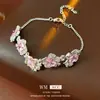 Pulsera Colgante Cuadrada Corazón Flor de Zircón Set Versátil de Lujo Ligero Nicho Joyería Exquisita de Moda para Mujeres con un Toque de Alta Gama