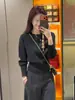 Atacado do Fabricante Suéteres Macios e Estilosos Estilo Coreano para Outono e Inverno, Tops de Malha Versáteis e Ajustados de Manga Longa para Mulheres