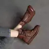 Botas Curtas Planas Estilo Étnico Retro Versátil Outono e Inverno 2026 Botas Martin com Solado Macio Botas de Moda Femininas Pretas