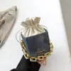 Estilo Ocidental Nova Caixa Quadrada com Cordão 2024 Nova Moda Casual Corrente Simples Ombro Transversal Portátil Pequena Bolsa Quadrada