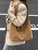 Bolsa Retrô Super Popular para Mulheres 2026 Nova Moda Coreana de Inverno Bolsa Tote de Grande Capacidade Bolsa de Ombro Versátil para o Dia a Dia