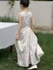 Vestido coreano para meninas 2026 novo modelo infantil verão doce estilo férias vestido regata algodão fino floral