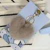 Colgante de Corazón de Peluche Bola de Pelo de Corazón Melocotón Llavero Colgante con Forma de Corazón Correa para Teléfono Móvil Colgante para Colgar en Bolsa Venta al por Mayor