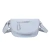 Bolso Bandolera Unisex de Moda y Tendencia 2026 Nuevo Color Sólido Simple Versátil Tela de Nylon Bolso de Hombro