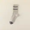 Meias masculinas Zhuji de comprimento médio para primavera e outono, cor sólida, desodorantes, esportivas, meias para meninos, meias masculinas da moda do inverno