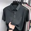 Camiseta de Manga Corta para Hombre 2026 Verano Nuevo Estilo Estilo Papá Cuello Campana Delgado Casual Seda Helada Camisa Polo Top de Media Manga