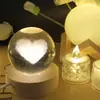 Explosiones transfronterizas Bola de cristal luminosa USB 3D tallada Regalos creativos Adornos de escritorio Bola de cristal Luz nocturna