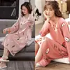 Nova camisola de manga comprida até o joelho para primavera, outono e inverno, estilo coreano, tamanho grande, corte solto, pode ser usada fora de casa, roupa de casa feminina