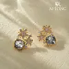 Joyería Aitong: Pendientes Coloridos de Lujo Ligero y Gama Alta, Diseño Compacto, Pendientes Versátiles, Pendientes de Flor Hueca con Diamantes de Cristal