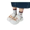 2026 Nuevos Zuecos de EVA con Suela Gruesa para Mujer con Linda Decoración de Gato de Dibujos Animados, Zapatos de Jardín de Uso Bidireccional, Venta al por Mayor de Fábrica