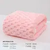 Toalha de banho transfronteiriça de fleece coral com estampa de nuvens, espessa e altamente absorvente, sem fiapos, para uso doméstico, adequada para adultos e em tamanho maior.