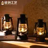 Lanterna de pônei vintage lâmpada de vela eletrônica luz noturna LED lanterna de querosene de Natal externa lanterna de vento portátil lanterna pequena