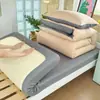 Juego de ropa de cama individual de tres piezas para dormitorio universitario de algodón, completo con edredón, relleno de edredón, funda de edredón de algodón puro y juego de sábanas de seis piezas