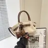 Bolsas de Mujer Transfronterizas 2026 Nueva Moda Retro Bolso Cruzado de Cuero Mate para Mujer Bolso de Mano Súper Popular Bolso Cesta para Mujer