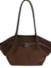 Bolso tote de gamuza estilo europeo y americano transfronterizo para mujer, bolso nuevo de alta gama de gran capacidad para el hombro y la axila para viajes diarios