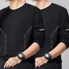 Camiseta masculina de manga comprida, camada interna de outono masculina, camiseta básica solta e elástica, camiseta masculina estampada estilo coreano ins