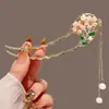 Grampo de Cabelo com Borla Floral Estilo Antigo para Mulheres 2026 Nova Moda Estilo Chinês Coque U-Shaped Hairpin para Mulheres Grampo de Cabelo Estilo Chinês