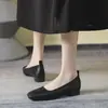 Nuevos Zapatos Cuadrados Simples Estilo Chino para Mujer 2026 Primavera Nuevos Zapatos Ligeros Ultra Suaves Zapatos de Abuela Zapatos de Trabajo Mocasines para Mujer