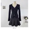 Suéter de Punto con Cuello en V, Mangas Largas y Volantes en Forma de Lazo para Mujer, Diseño de Otoño, Ajuste Delgado, Parte Inferior Dividida, Camisa Top