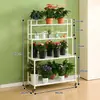 Suporte de flores de chão, móvel, com vários níveis para uso interno, adequado para varandas, salas de estar e pátios externos.; vem com rodas