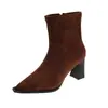 Botas femininas estilo Martin, com salto grosso e bico fino, nova coleção outono/primavera 2026, botas de sola única, botins de camurça, estilo coreano, de salto alto, elásticas e que afinam