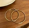 Pendientes de Aro Plateados Grandes Exagerados Estilo Europeo y Americano, Nuevos Pendientes de Aro Lisos Versátiles de Alta Gama Elegantes, Accesorios para Orejas de Mujer Estilo Y2K