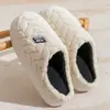 Pantufas de Algodão 2025 para Mulheres, Outono e Inverno para Casa Quentes para Uso Externo, Casais Antiderrapantes, Sapatos de Algodão Aveludados de Sola Grossa para Estudantes Masculinos Atacado